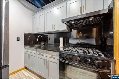 141 Burton Avenue, Hasbrouck Heights, NJ 07604 - Photo 14