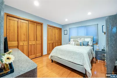 141 Burton Avenue, Hasbrouck Heights, NJ 07604 - Photo 28