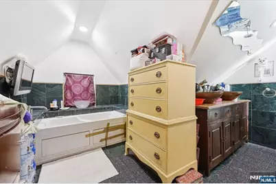 409 Tryon Avenue, Englewood, NJ 07631 - Photo 22