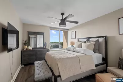 4 Horizon Road 1432 #1432, Fort Lee, NJ 07024 - Photo 28
