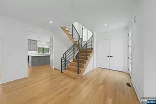 67 Westervelt Pl, Cresskill, NJ 07626 - Photo 4