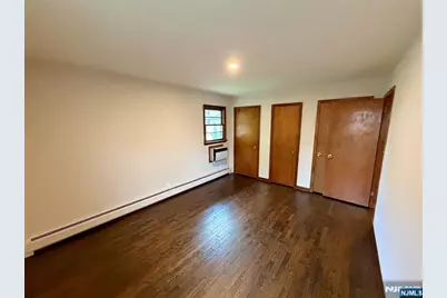 54 Franklin Avenue, Saddle Brook Township, NJ 07663 - Photo 18