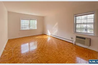135-167 S Maple Avenue 137 D #137 D, Ridgewood, NJ 07450 - Photo 4
