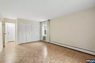 135-167 S Maple Ave 143 B, Ridgewood, NJ 07450 - Photo 24