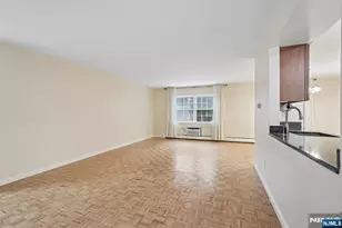 135-167 S Maple Ave 143 B, Ridgewood, NJ 07450 - Photo 8