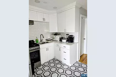 275 Grand Avenue, Leonia, NJ 07605 - Photo 8