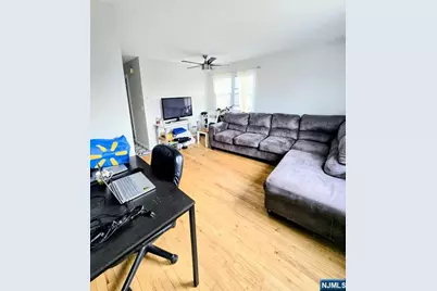 275 Grand Avenue, Leonia, NJ 07605 - Photo 10