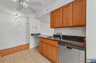 135-167 S Maple Ave 137 H, Ridgewood, NJ 07450 - Photo 22