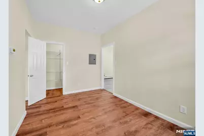 89 Westminster Place 2 #2, Garfield, NJ 07026 - Photo 8