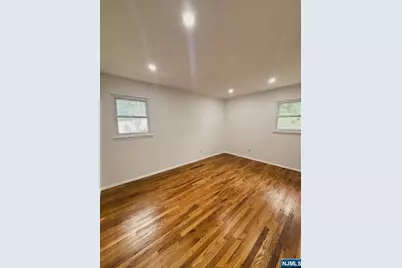 389 Dewolf Place 1st Floor #1ST FLOOR, Hackensack, NJ 07601 - Photo 6