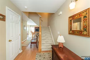 13 Mountainside Dr, Pompton Lakes, NJ 07442 - Photo 4