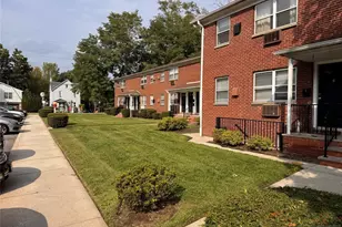401 W Madison Ave 27, Dumont, NJ 07628 - Photo 2