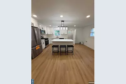 549 Beach Street, Orange, NJ 07050 - Photo 6
