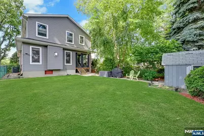 81 Riverview Avenue, Cliffside Park, NJ 07010 - Photo 16