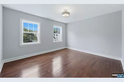 526 Clinton Street, East Orange, NJ 07018 - Photo 8