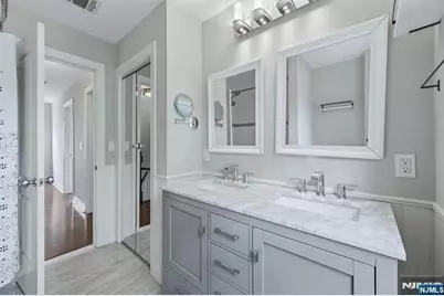 526 Clinton Street, East Orange, NJ 07018 - Photo 12