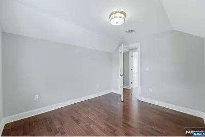 526 Clinton Street, East Orange, NJ 07018 - Photo 18
