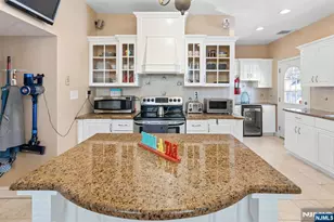 206 Mortimer Ave, Rutherford, NJ 07070 - Photo 40