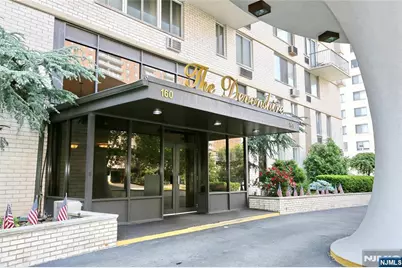 160 Overlook Avenue 19D #19D, Hackensack, NJ 07601 - Photo 4