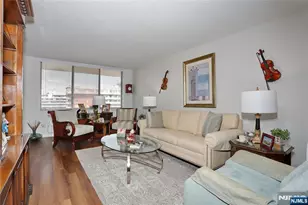 160 Overlook Ave 19D, Hackensack, NJ 07601 - Photo 10