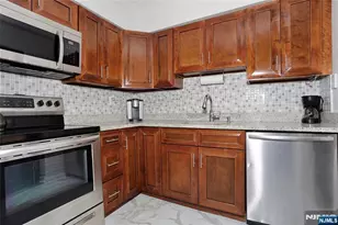160 Overlook Ave 19D, Hackensack, NJ 07601 - Photo 26