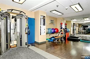 160 Overlook Ave 19D, Hackensack, NJ 07601 - Photo 32