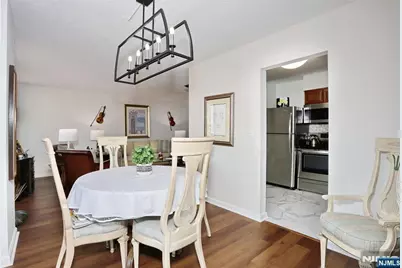 160 Overlook Avenue 19D #19D, Hackensack, NJ 07601 - Photo 24