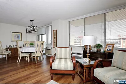 160 Overlook Avenue 19D #19D, Hackensack, NJ 07601 - Photo 20