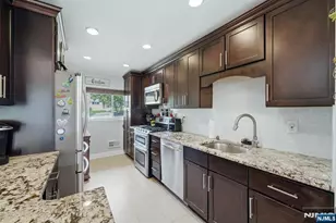 105 Winthrop Rd, Hillsdale, NJ 07642 - Photo 14
