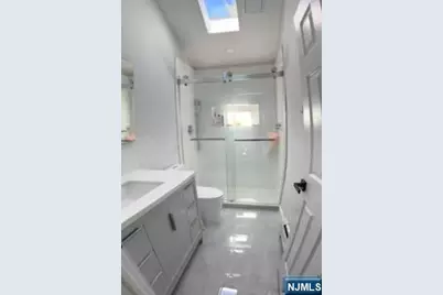 18 Short Street B #B, Fort Lee, NJ 07024 - Photo 10