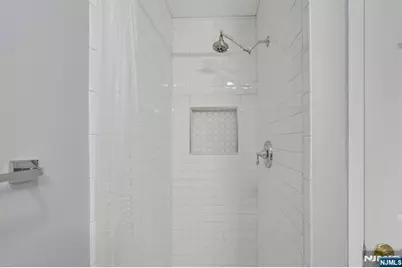 651 Riverside Avenue A-10 #A-10, Lyndhurst Township, NJ 07071 - Photo 20