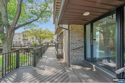 651 Riverside Avenue A-10 #A-10, Lyndhurst Township, NJ 07071 - Photo 4