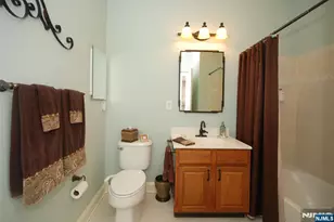 4 Quarry Dr B3, Woodland Park, NJ 07424 - Photo 20