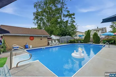 12 Columbus Avenue, Little Ferry, NJ 07643 - Photo 24