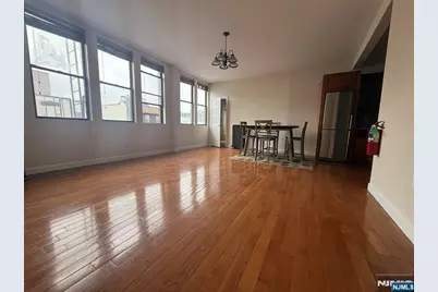 24 N Dean 1 #1, Englewood, NJ 07631 - Photo 4