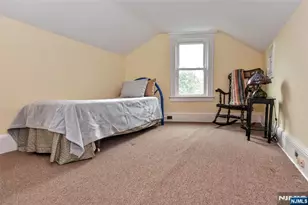 7 Lafayette Pl, Waldwick, NJ 07463 - Photo 20