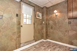 7 Lafayette Pl, Waldwick, NJ 07463 - Photo 26