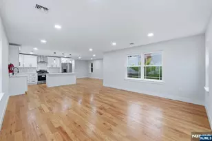 219 S Burnett St, East Orange, NJ 07018 - Photo 4