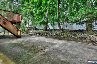 479 Goffle Road, Wyckoff Township, NJ 07481 - Photo 28