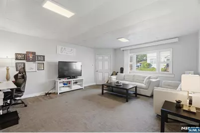 397 River Drive, Garfield, NJ 07026 - Photo 4