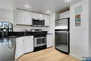 700 1st Street 6H, Hoboken, NJ 07030 - Photo 4