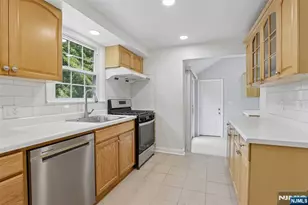 30 Kinderkamack Rd, Park Ridge, NJ 07656 - Photo 8