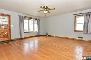 419 Main Ave, Wood Ridge, NJ 07075 - Photo 4
