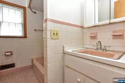 419 Main Avenue, Wood Ridge, NJ 07075 - Photo 14