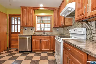 419 Main Avenue, Wood Ridge, NJ 07075 - Photo 10