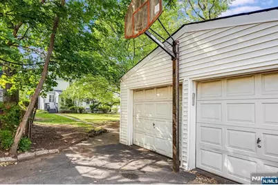 305 Mortimer Avenue, Rutherford, NJ 07070 - Photo 34