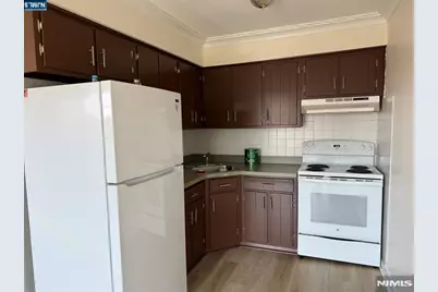 419 Paterson Avenue, East Rutherford, NJ 07073 - Photo 2