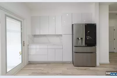 137 Myrtle Avenue, Allendale, NJ 07401 - Photo 12