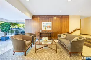 4 Horizon Road 631, Fort Lee, NJ 07024 - Photo 38