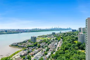 4 Horizon Road 631, Fort Lee, NJ 07024 - Photo 4